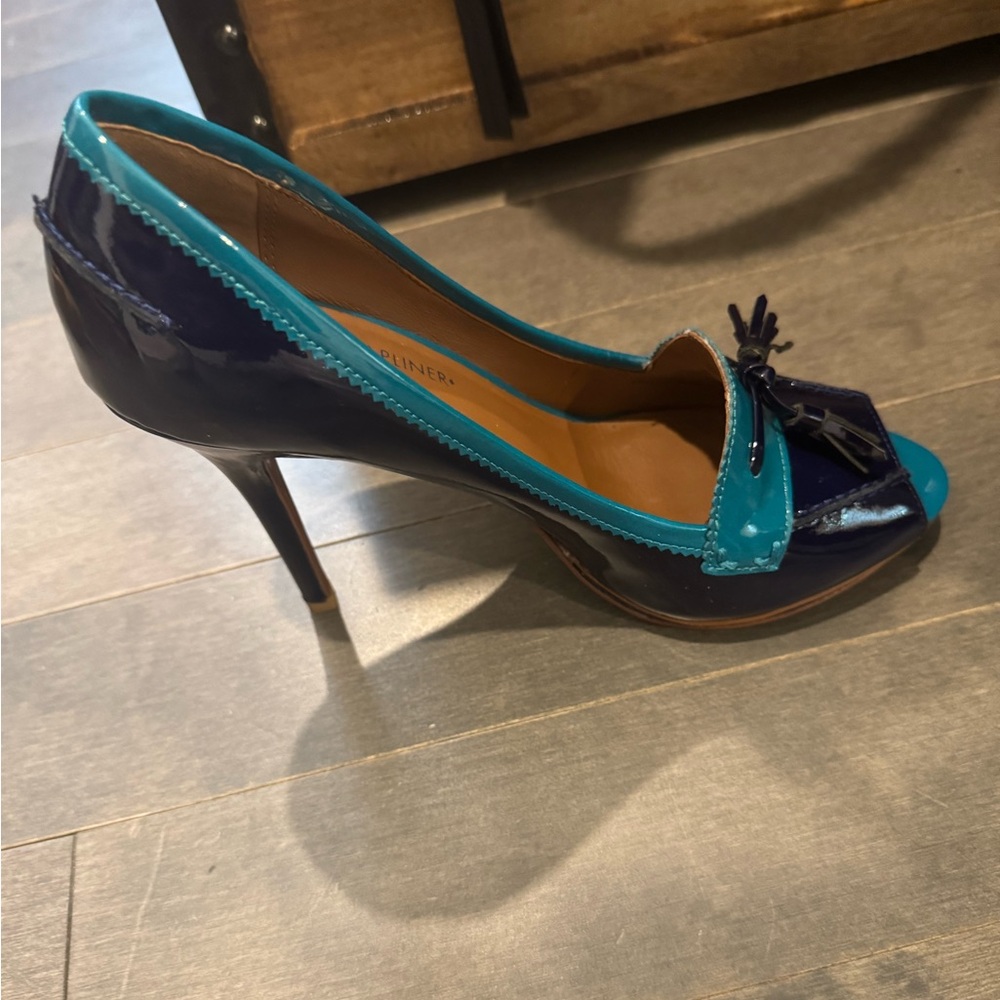 Donald Pliner Blue Patent Leather Heels